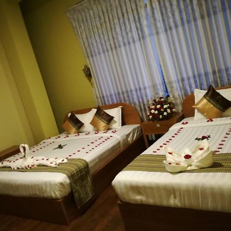 Gold Star Hotel Nyaung Shwe Εξωτερικό φωτογραφία