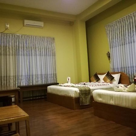 Gold Star Hotel Nyaung Shwe Εξωτερικό φωτογραφία