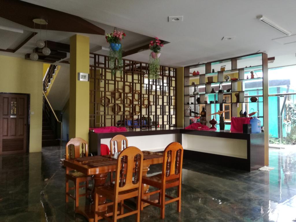 Gold Star Hotel Nyaung Shwe Εξωτερικό φωτογραφία