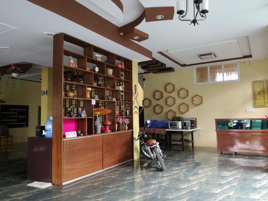 Gold Star Hotel Nyaung Shwe Εξωτερικό φωτογραφία