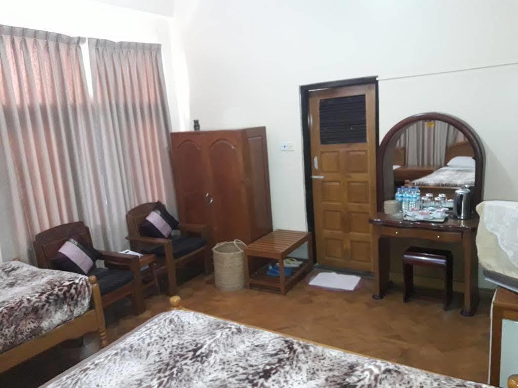 Gold Star Hotel Nyaung Shwe Εξωτερικό φωτογραφία